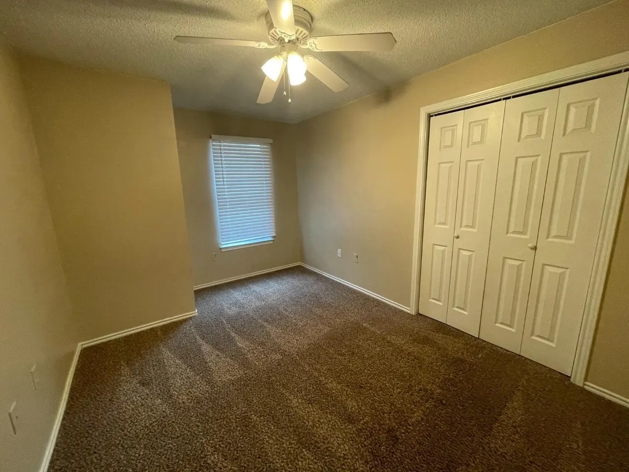 Photo 11 — 5827 6th Street, Lubbock, TX 79416