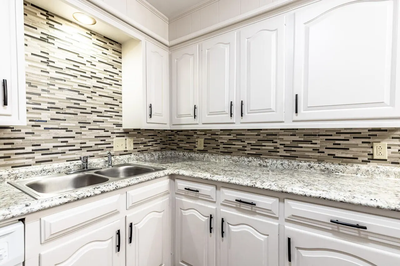 Photo 11 — 7005 Geneva Avenue A, Lubbock, TX 79413