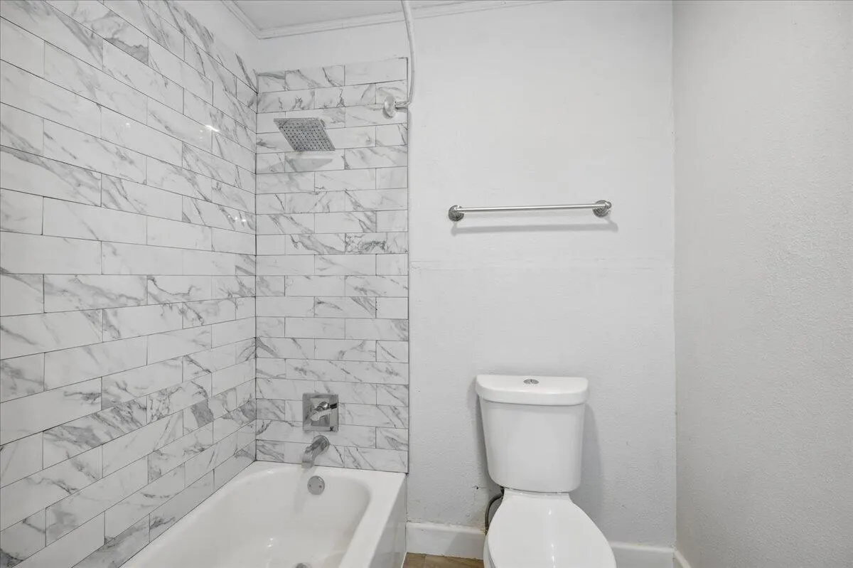 Photo 16 — 2503 30th Street, Lubbock, TX 79410