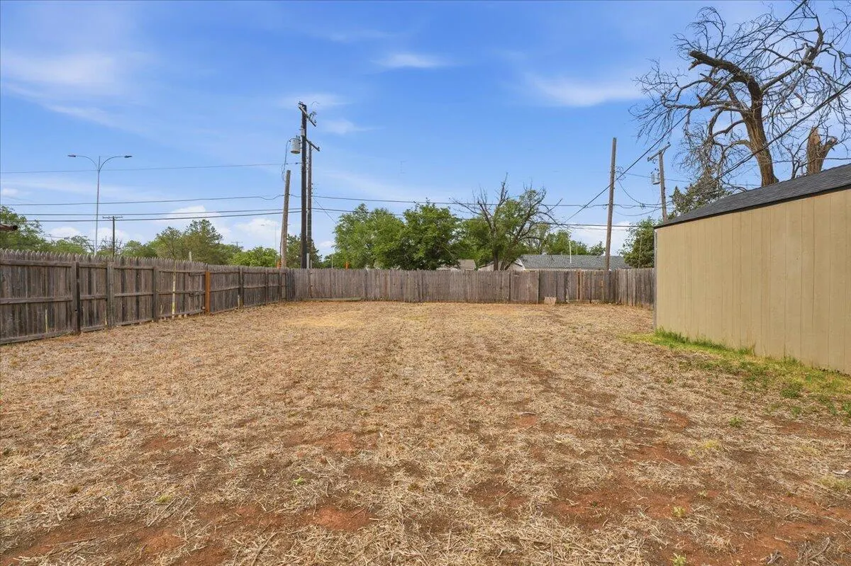 Photo 24 — 2503 30th Street, Lubbock, TX 79410