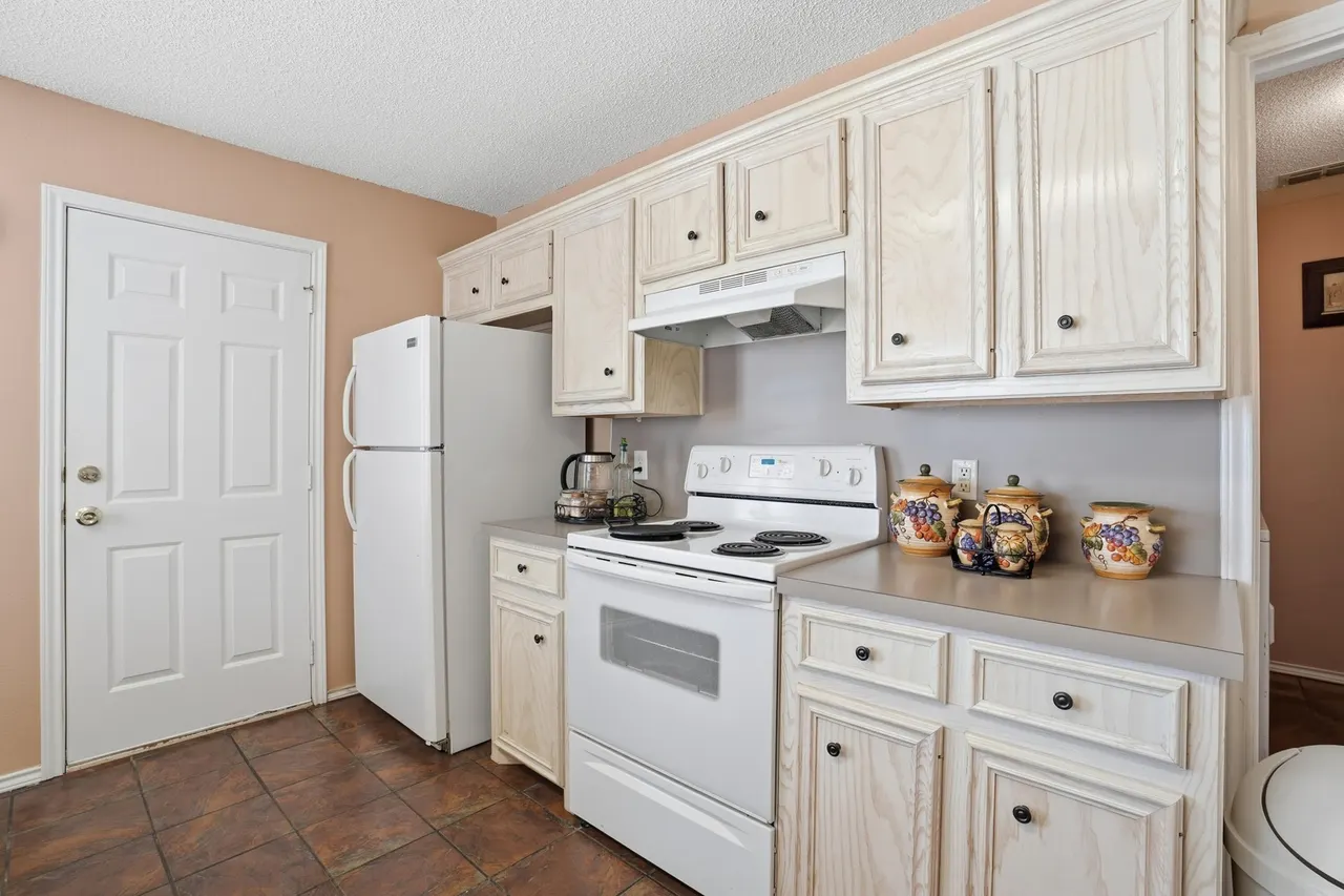 Photo 15 — 1802 76th Street, Lubbock, TX 79423