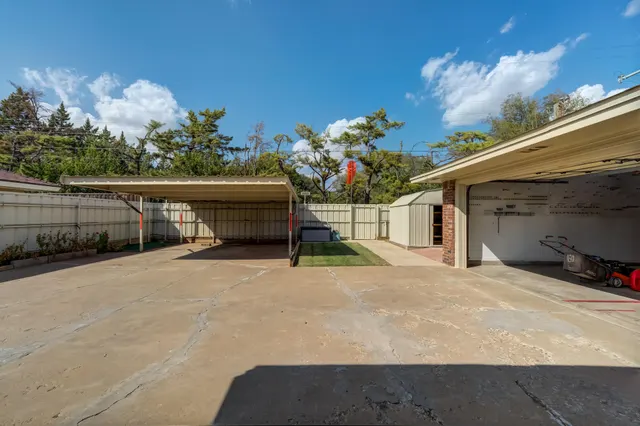 Photo 2 — 5224 71st Street, Lubbock, TX 79424