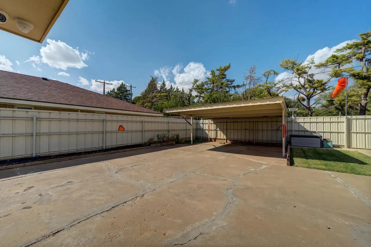 Photo 3 — 5224 71st Street, Lubbock, TX 79424