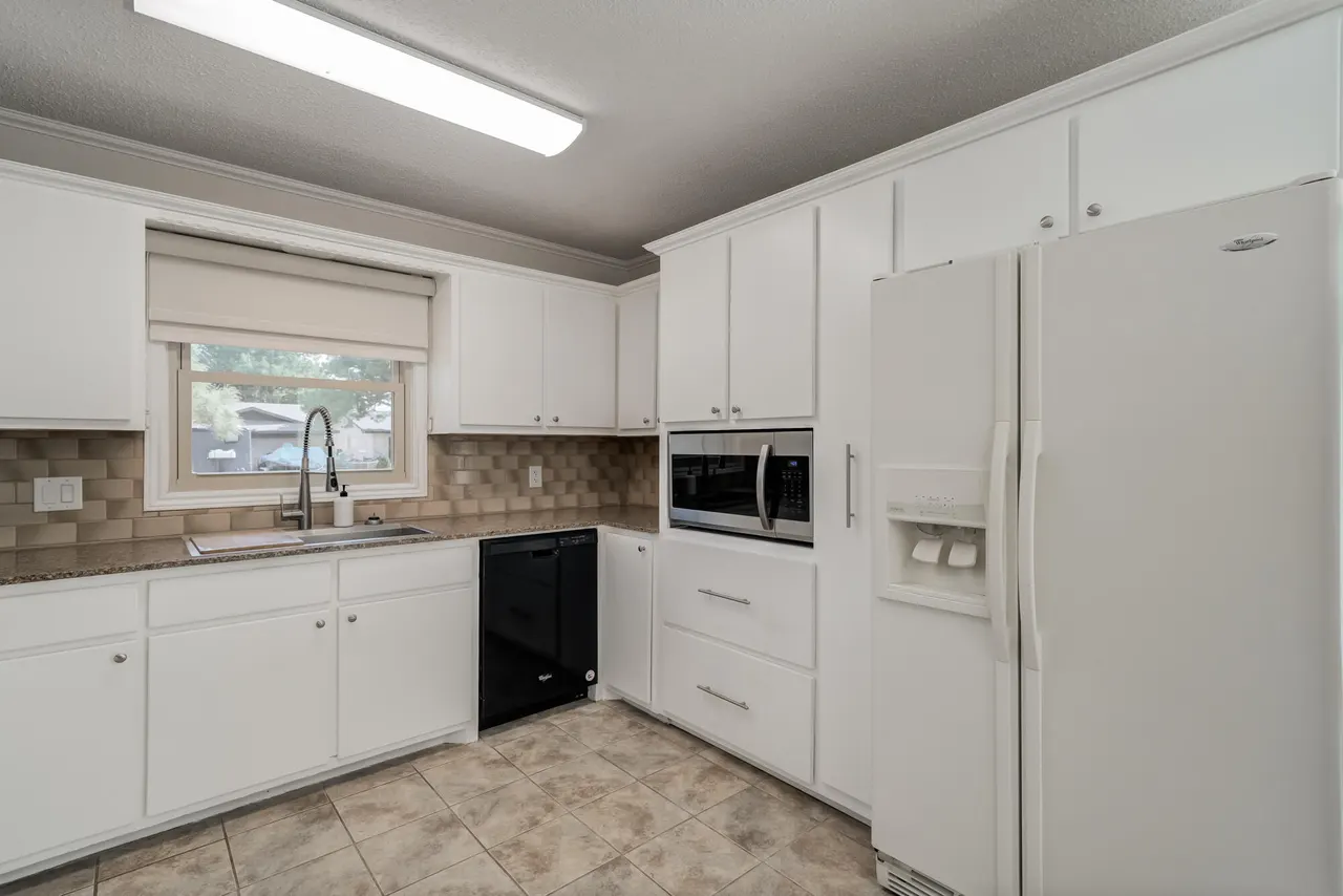 Photo 14 — 5224 71st Street, Lubbock, TX 79424