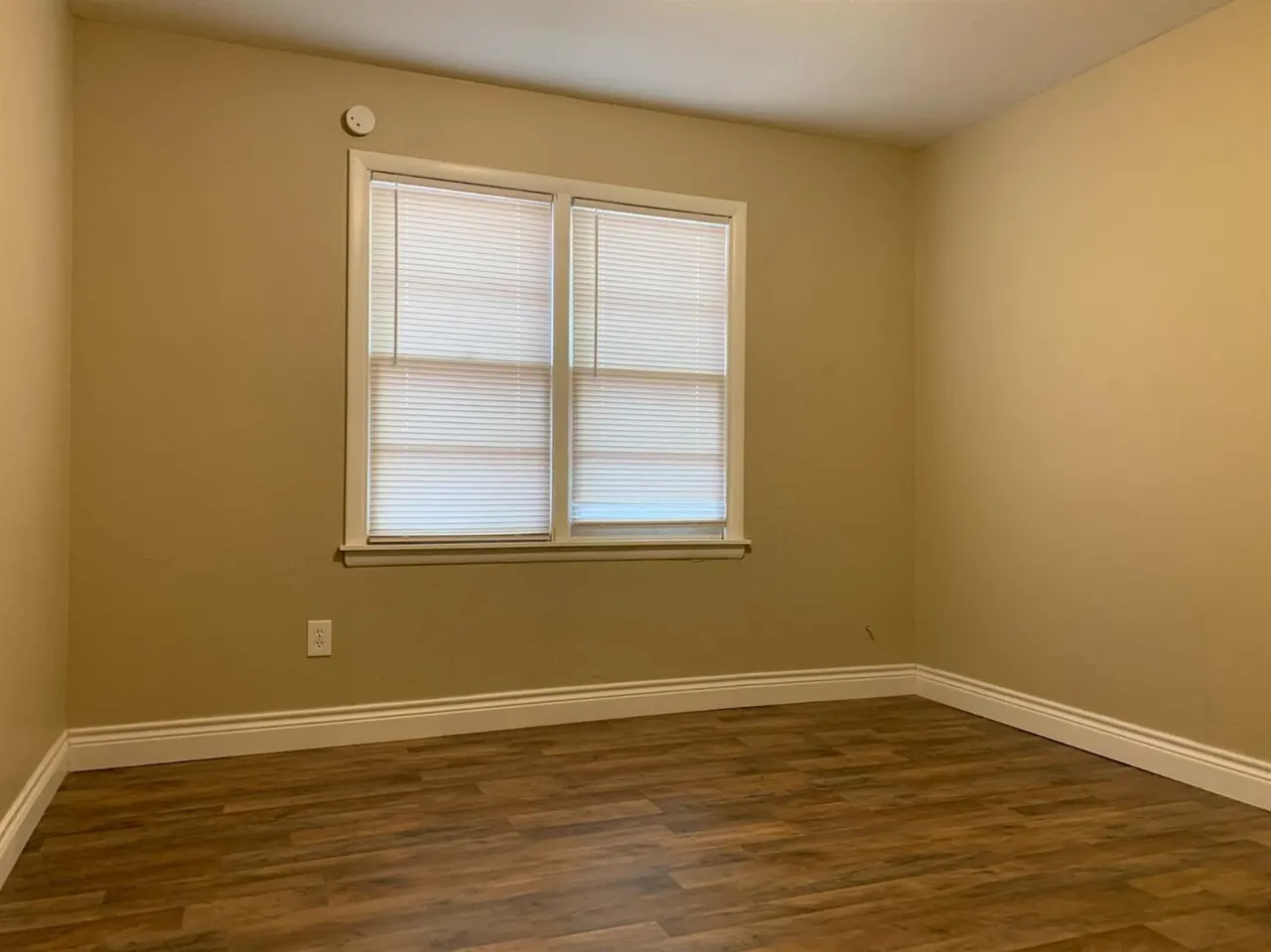 Photo 18 — 2115 29th Street, Lubbock, TX 79411