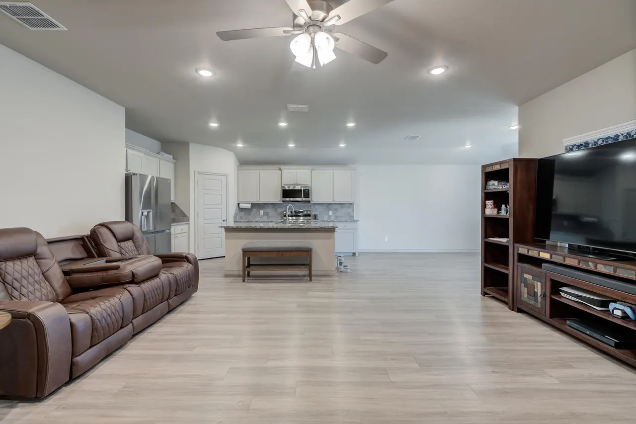 Photo 19 — 7101 24th Street, Lubbock, TX 79407