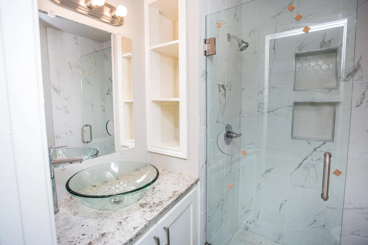 Photo 14 — 4629 Elgin Avenue, Lubbock, TX 79413