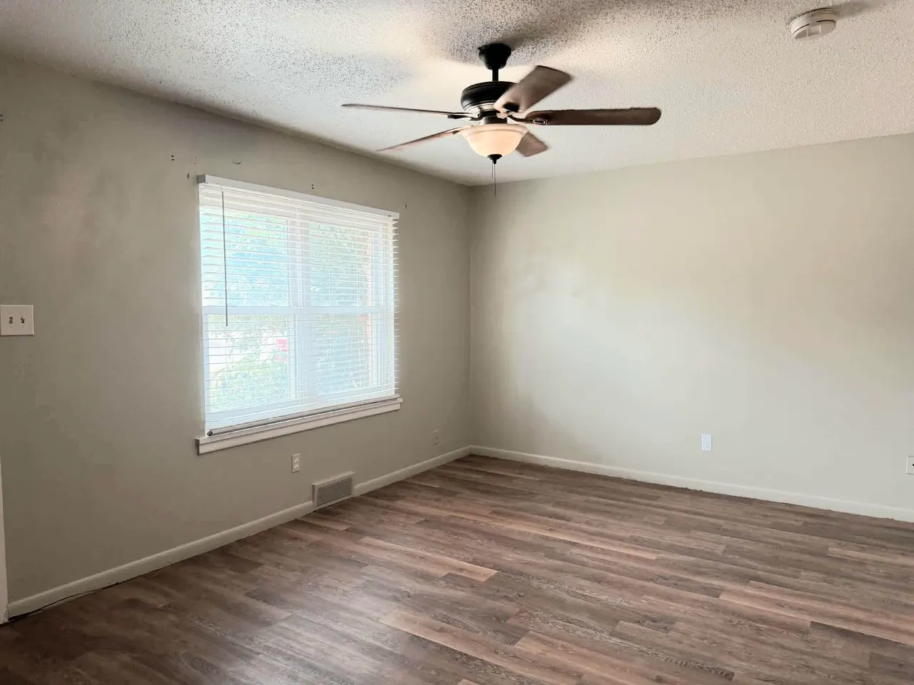 Photo 3 — 2002 31st Street, Lubbock, TX 79411