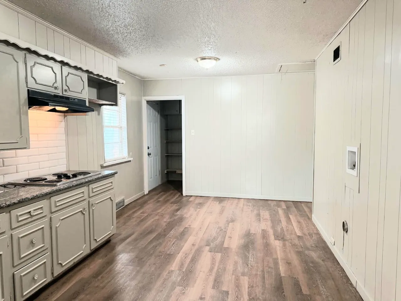 Photo 5 — 2002 31st Street, Lubbock, TX 79411