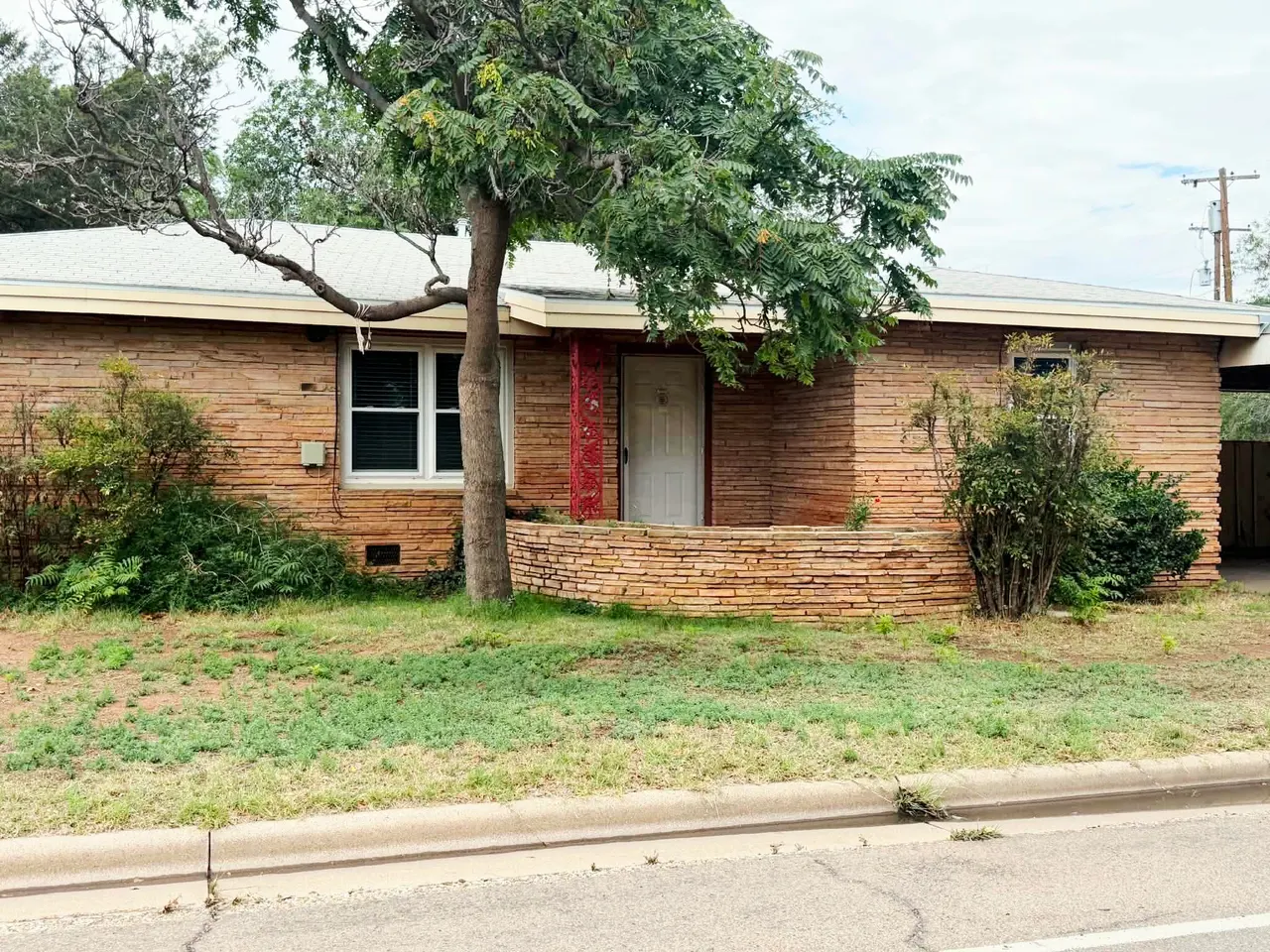 Photo 18 — 2002 31st Street, Lubbock, TX 79411
