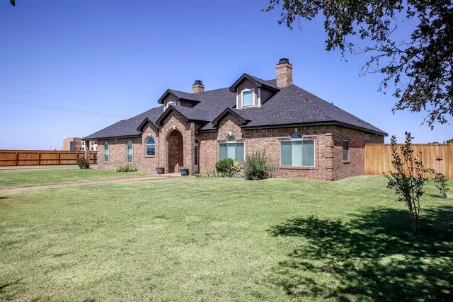 Photo 2 — 7412 80th Street, Lubbock, TX 79424