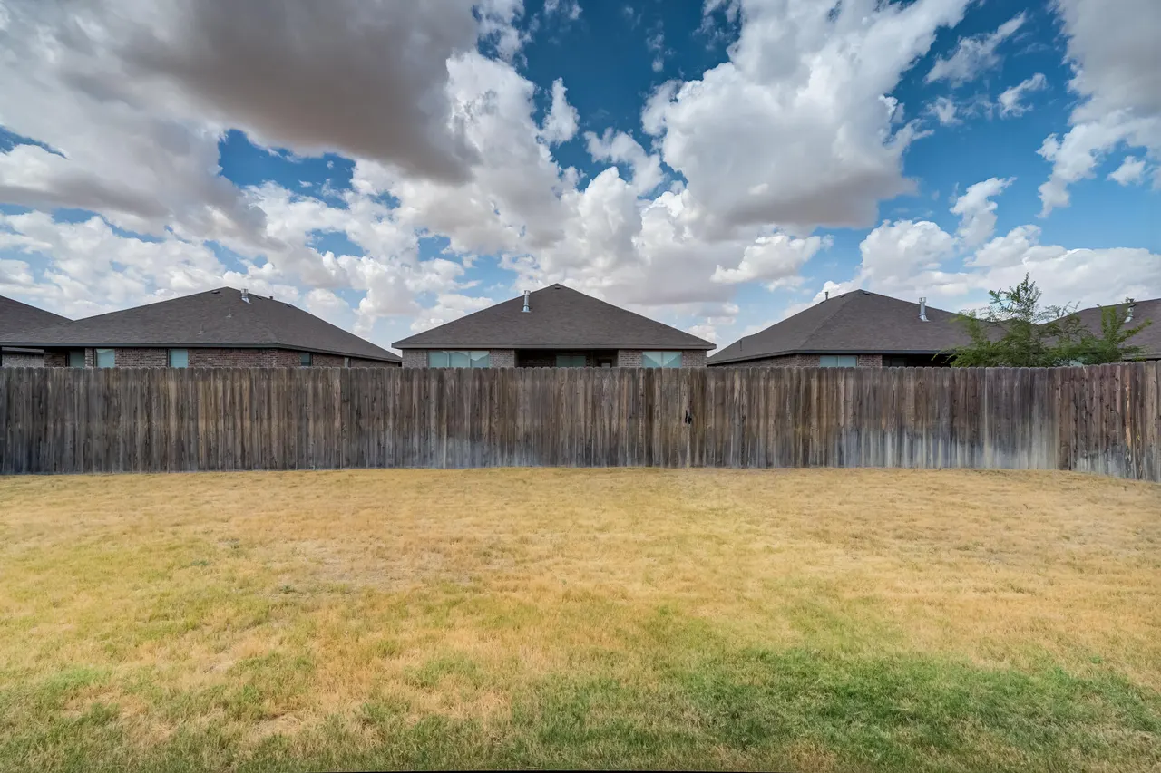 Photo 42 — 7608 61st Street, Lubbock, TX 79407