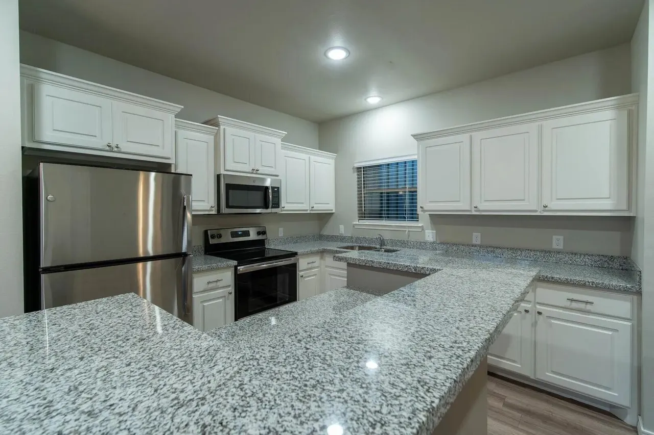 Photo 2 — 6040 24th Street APT 26, Lubbock, TX 79407