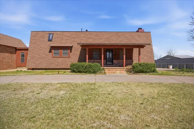 Photo 3 — 6018 116th Street, Lubbock, TX 79424