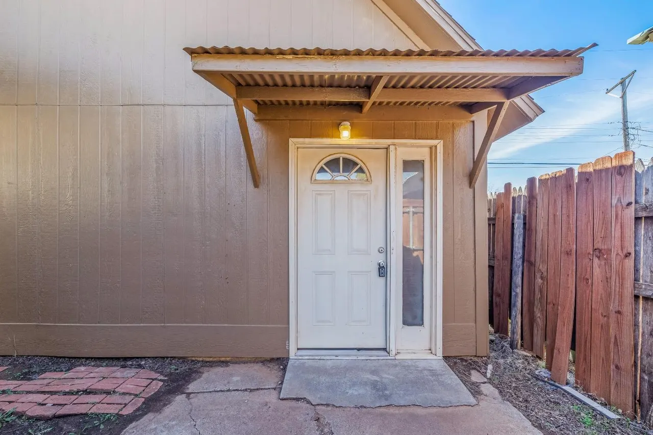 Photo 3 — 4607 35th Street Rear, Lubbock, TX 79414