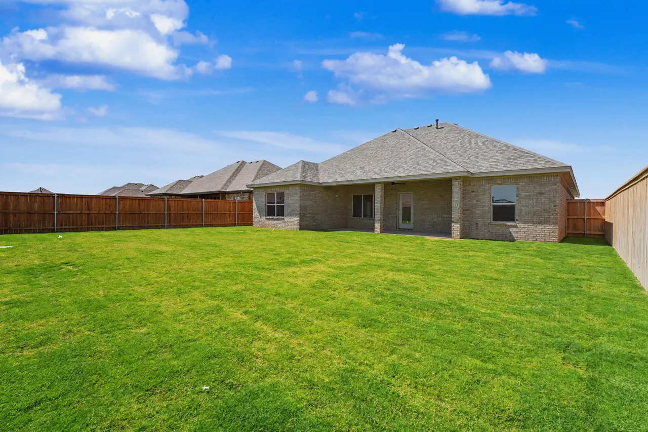Photo 32 — 1007 N 5th Street, Wolfforth, TX 79382