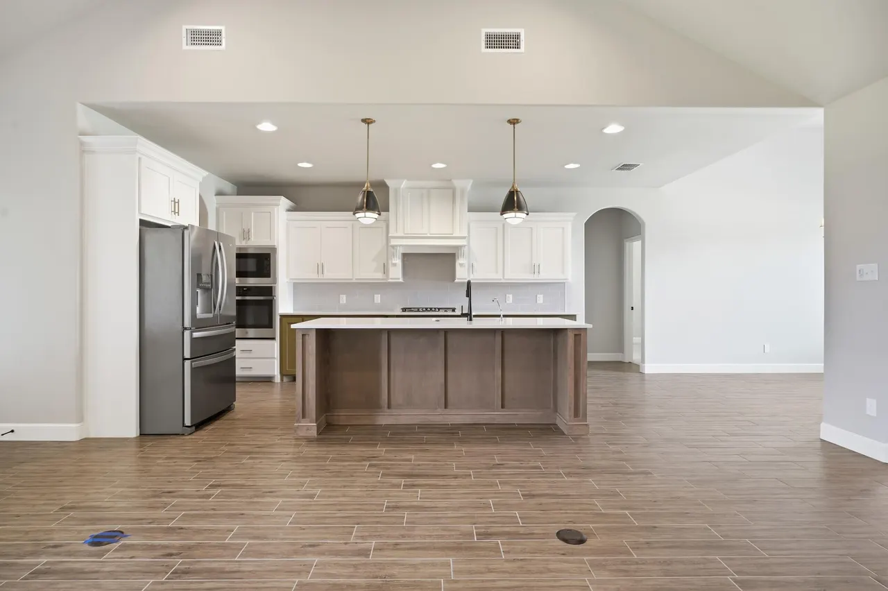 Photo 11 — 7815 54th Street, Lubbock, TX 79407