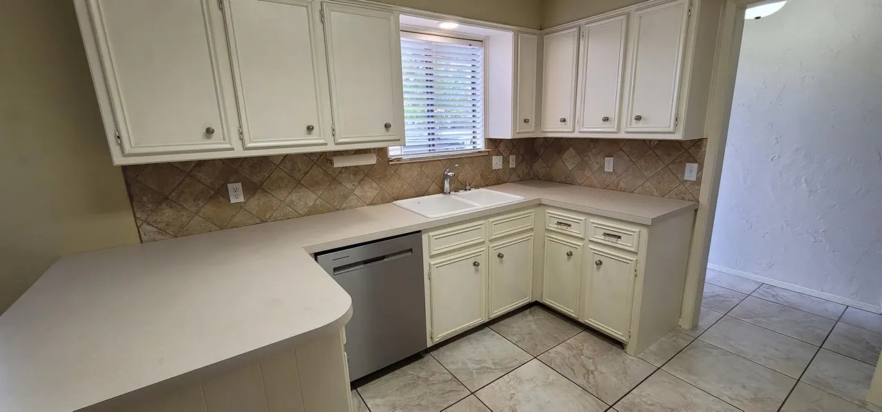 Photo 14 — 4803 73rd Street, Lubbock, TX 79424