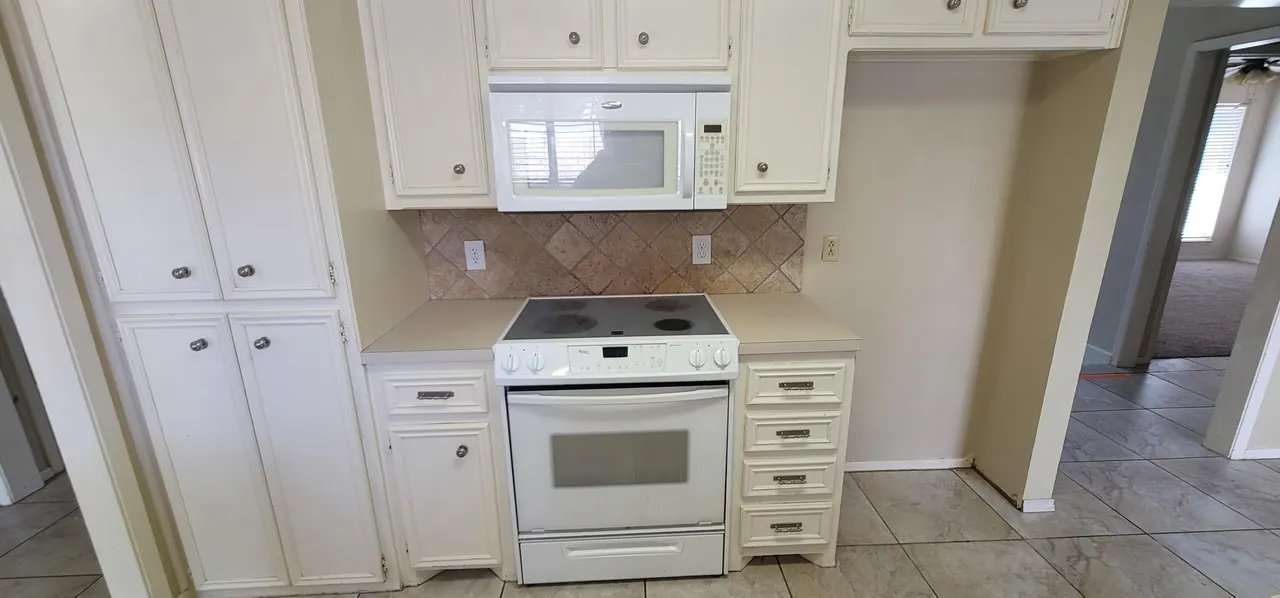 Photo 10 — 4803 73rd Street, Lubbock, TX 79424
