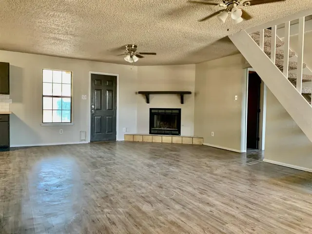 Photo 4 — 2718 62nd Street, Lubbock, TX 79413