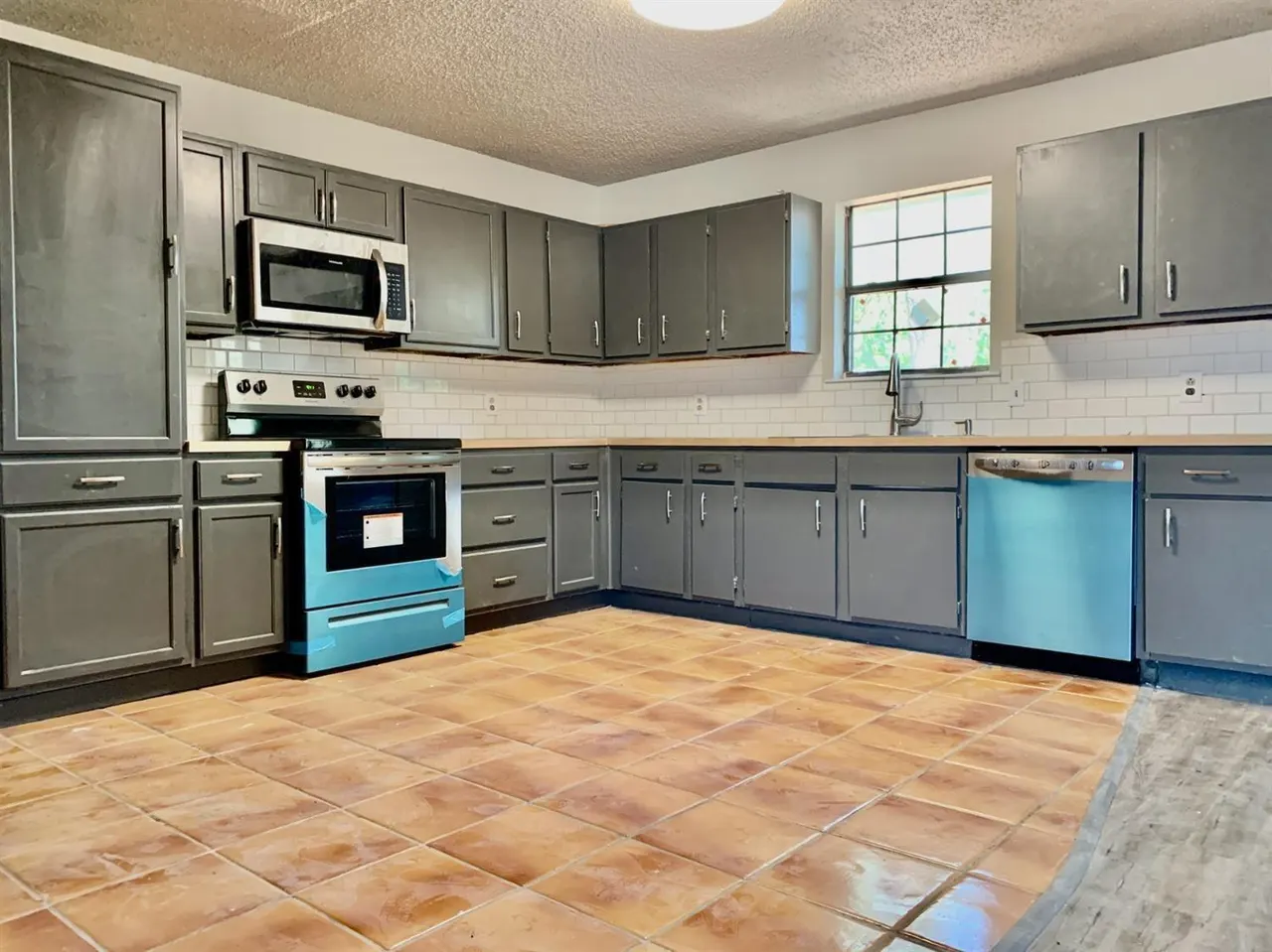 Photo 8 — 2718 62nd Street, Lubbock, TX 79413