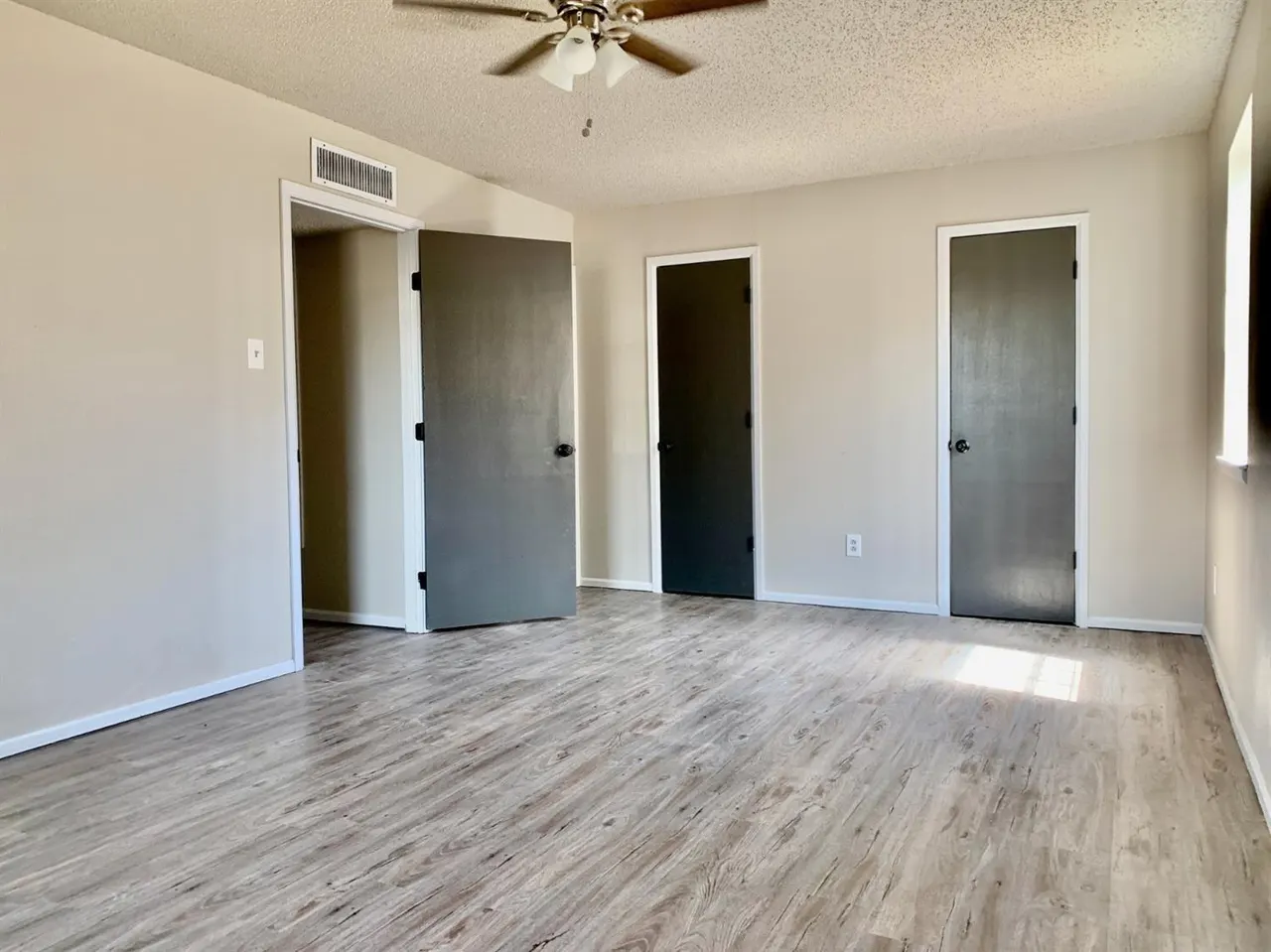Photo 10 — 2718 62nd Street, Lubbock, TX 79413
