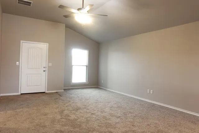 Photo 3 — 13809 Vernon Avenue, Lubbock, TX 79423