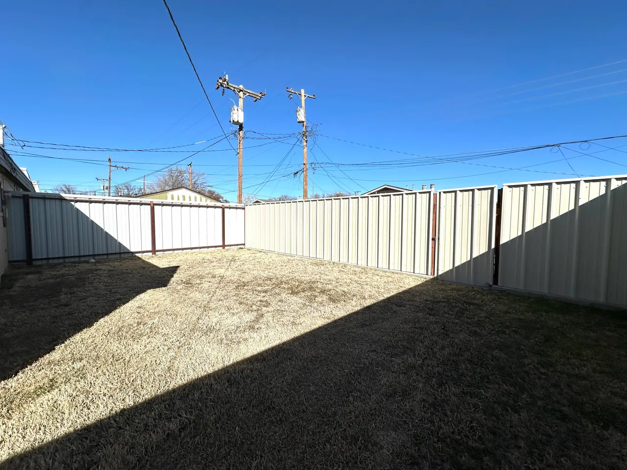 Photo 11 — 6911 Gary Avenue B, Lubbock, TX 79413