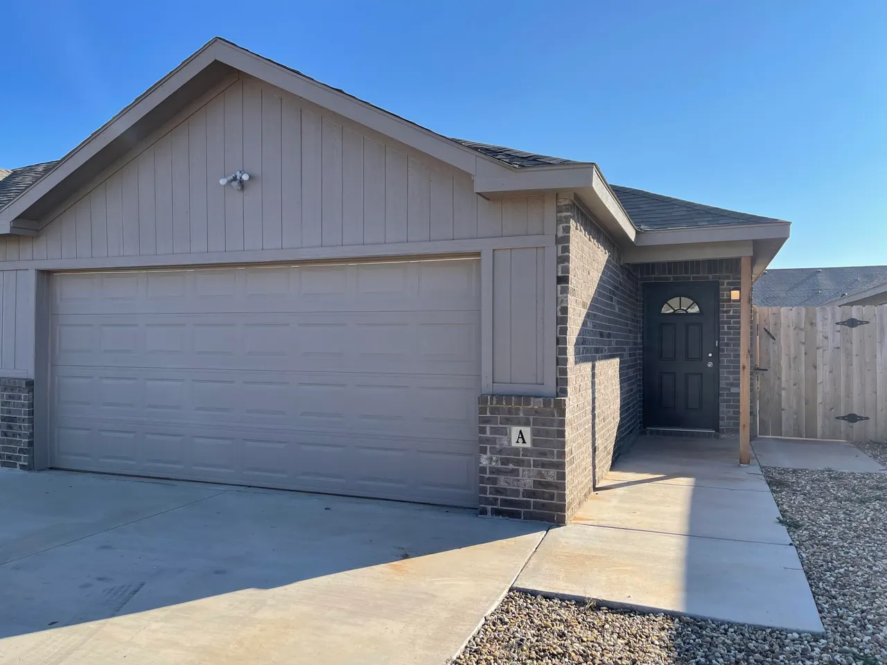 Front exterior — 1017 Preston Trail B, Wolfforth, TX 79382