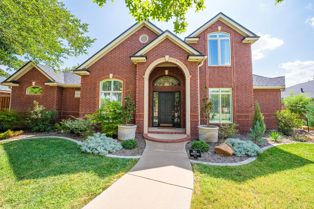 Photo 2 — 4815 99th Street, Lubbock, TX 79424