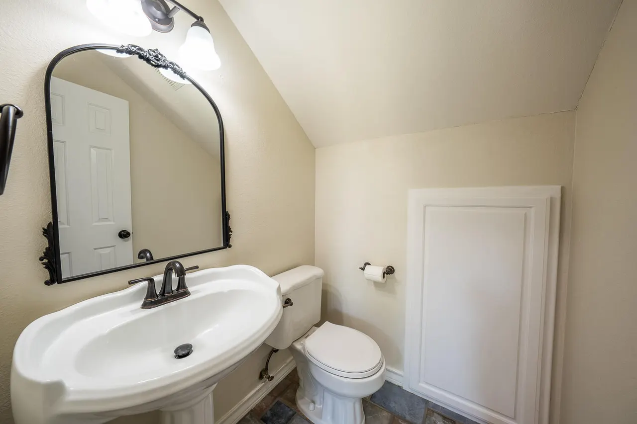 Photo 13 — 4815 99th Street, Lubbock, TX 79424