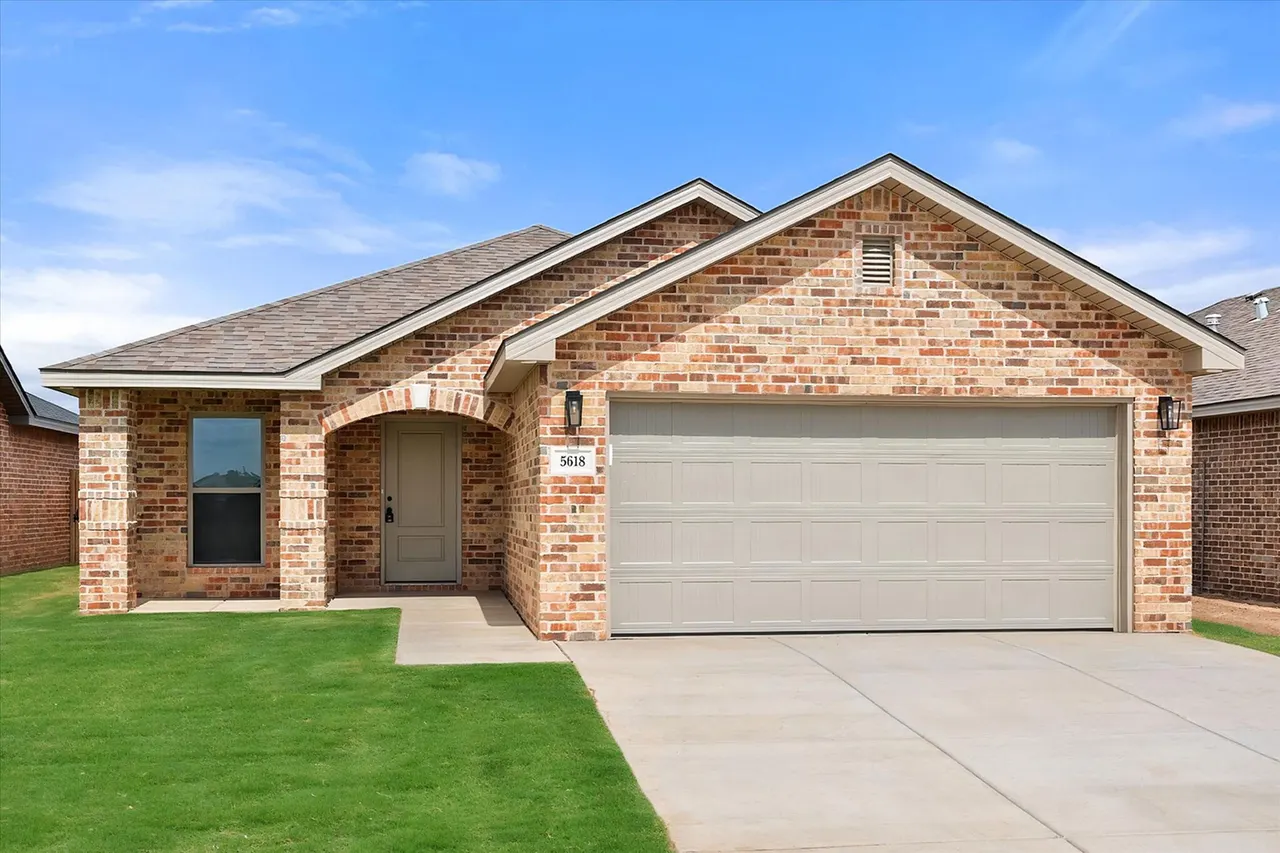 Photo 2 — 5618 Rice Street, Lubbock, TX 79416