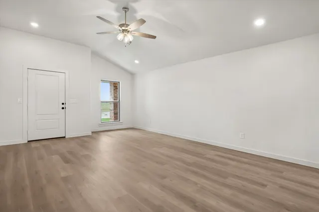 Photo 7 — 5618 Rice Street, Lubbock, TX 79416