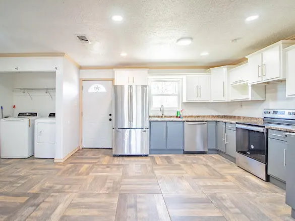 Photo 3 — 1104 East Tahoka Road, Brownfield, TX 79316