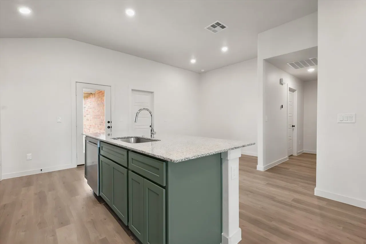 Photo 38 — 8508 24th Street, Lubbock, TX 79407