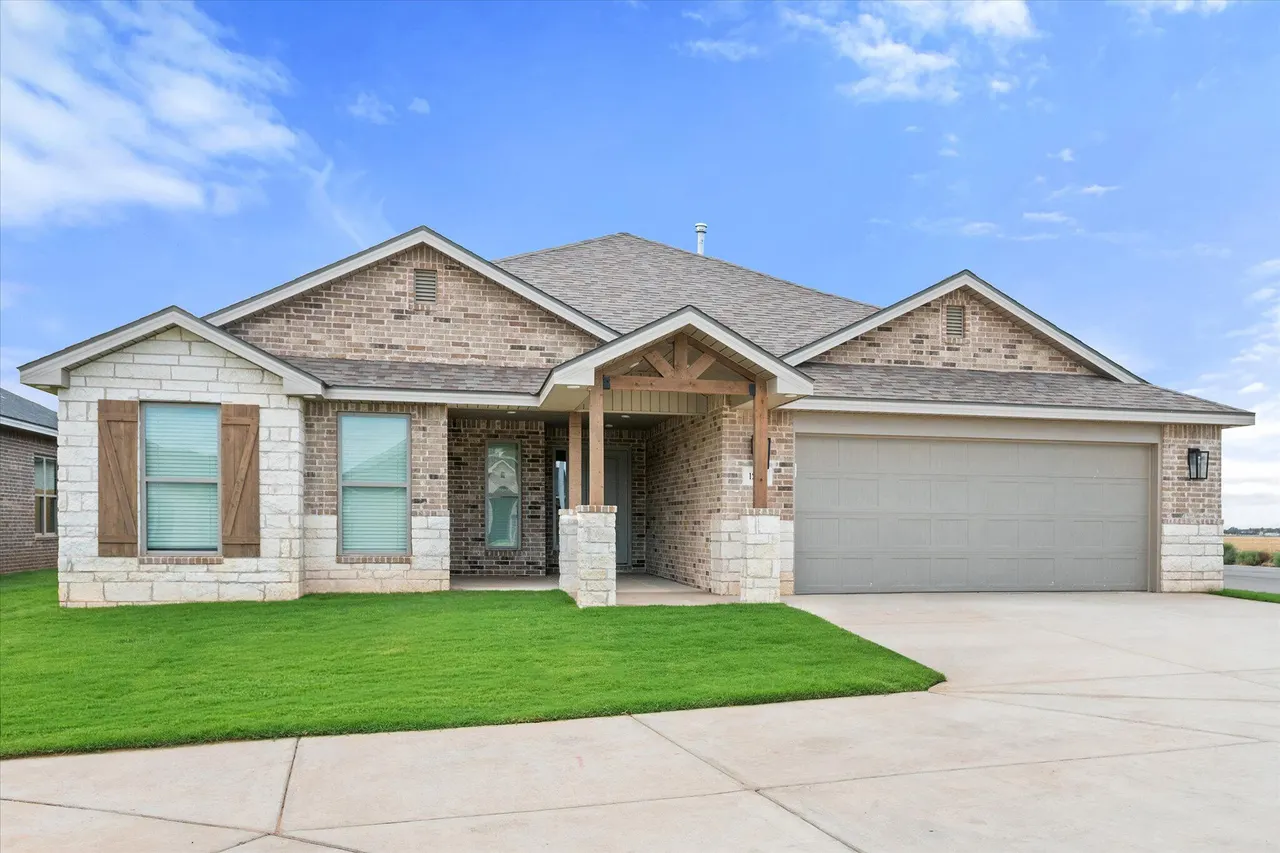 Photo 2 — 12002 Ironton Avenue, Lubbock, TX 79424
