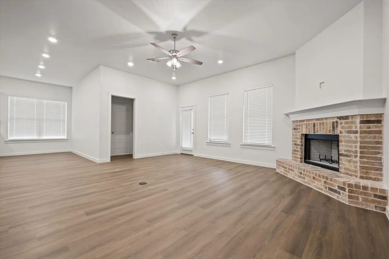 Photo 10 — 12002 Ironton Avenue, Lubbock, TX 79424