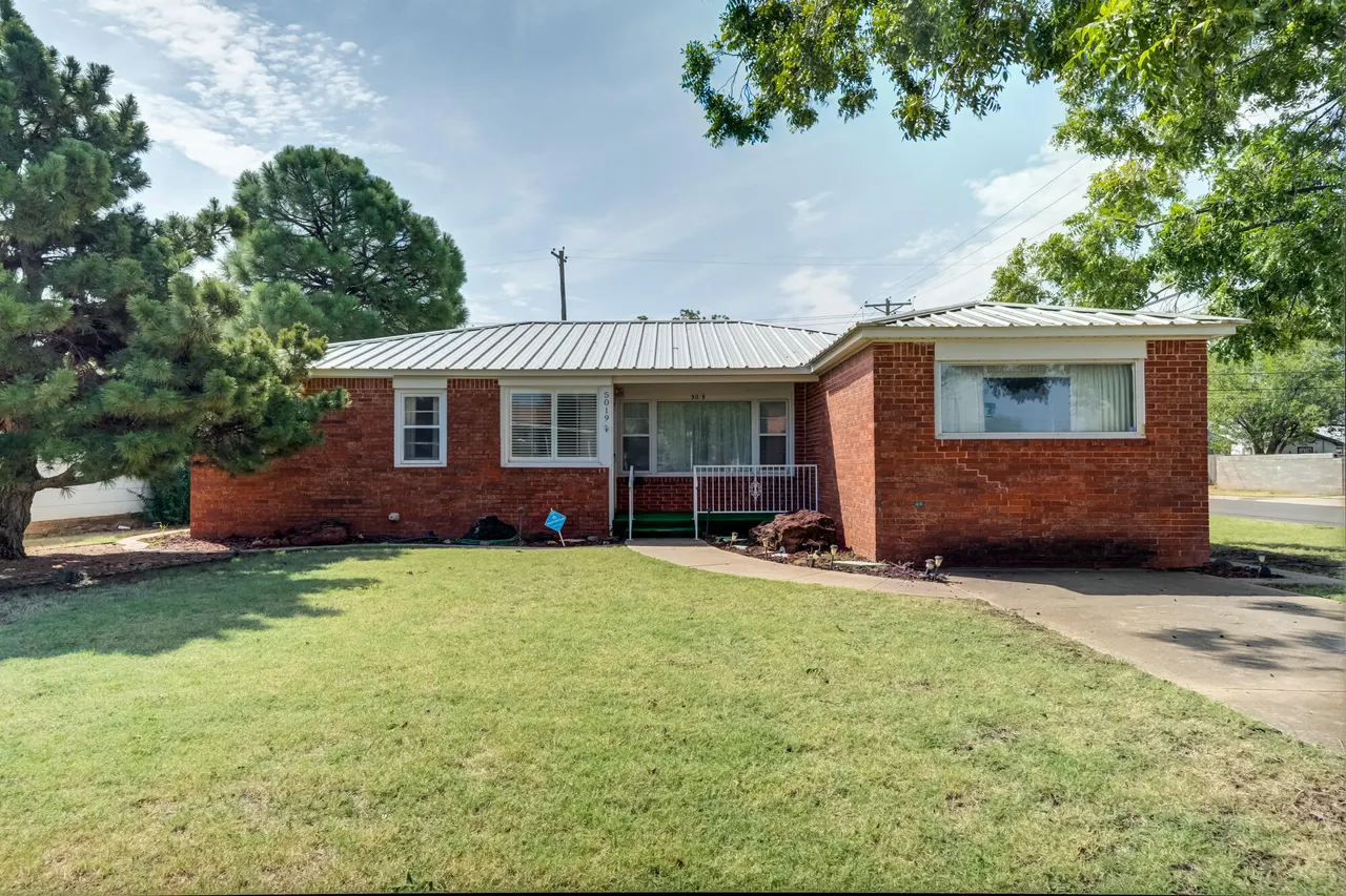 Front exterior — 5019 40th Street, Lubbock, TX 79414