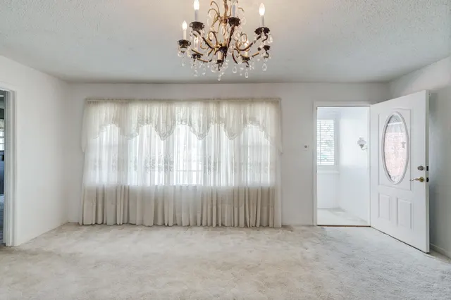 Photo 6 — 5019 40th Street, Lubbock, TX 79414