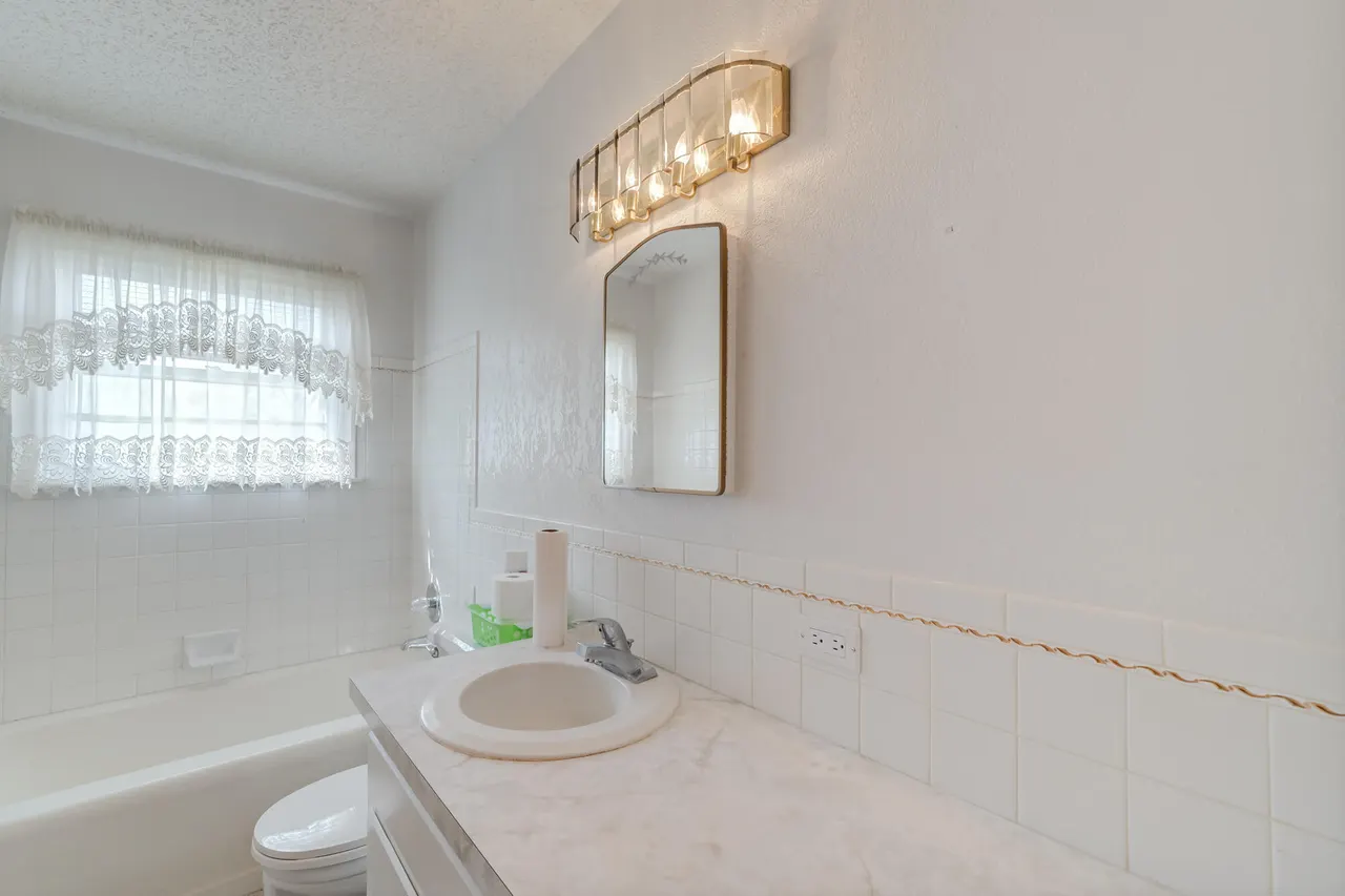 Photo 19 — 5019 40th Street, Lubbock, TX 79414