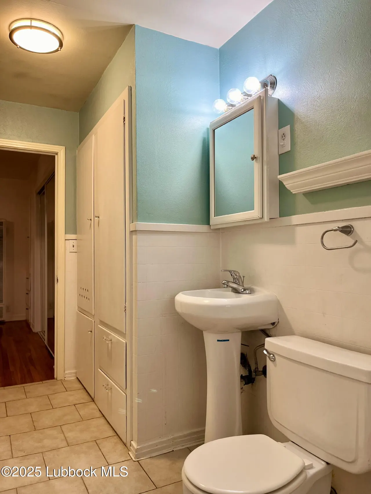 Photo 9 — 3119 33rd Street, Lubbock, TX 79410