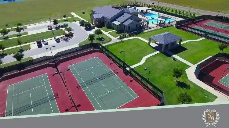 Photo 5 — 704 N 8th Street, Wolfforth, TX 79382
