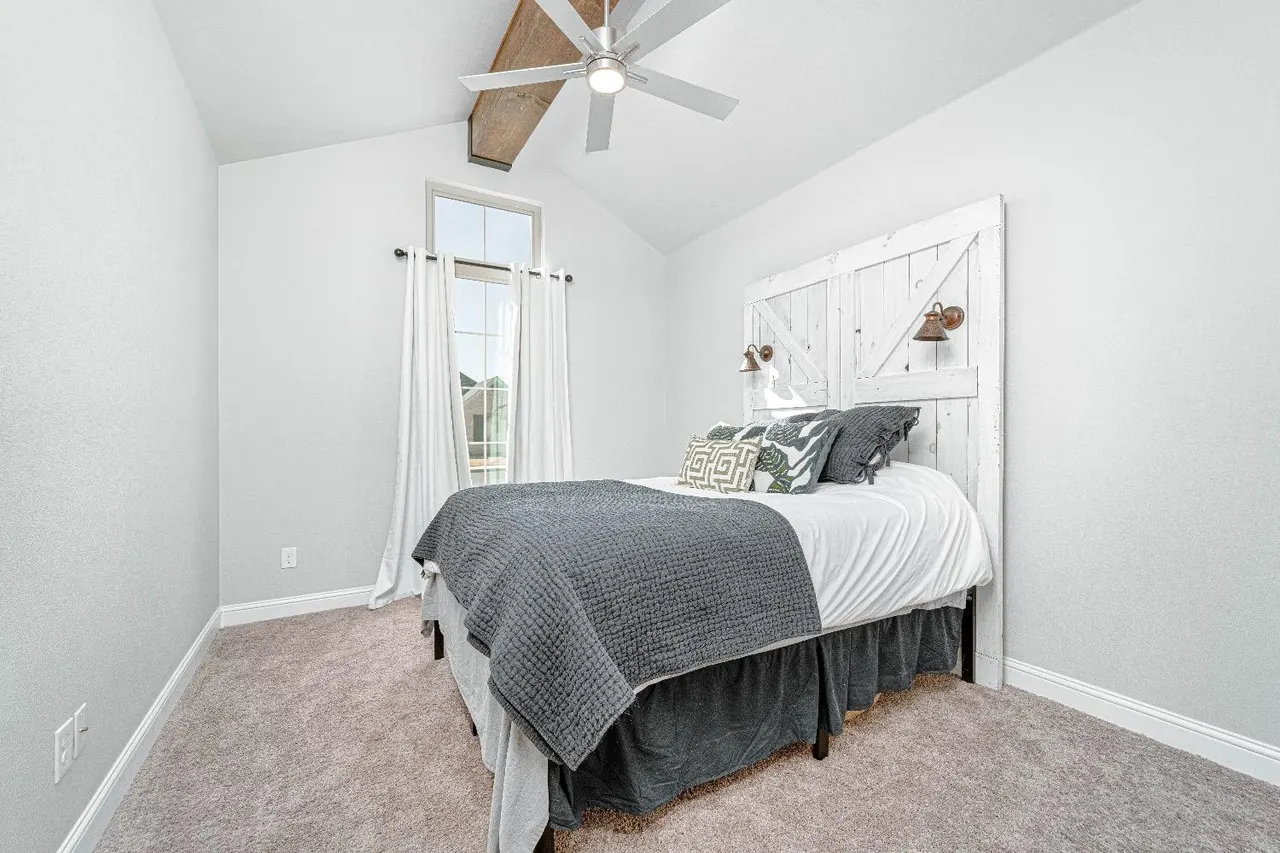 Photo 25 — 704 N 8th Street, Wolfforth, TX 79382