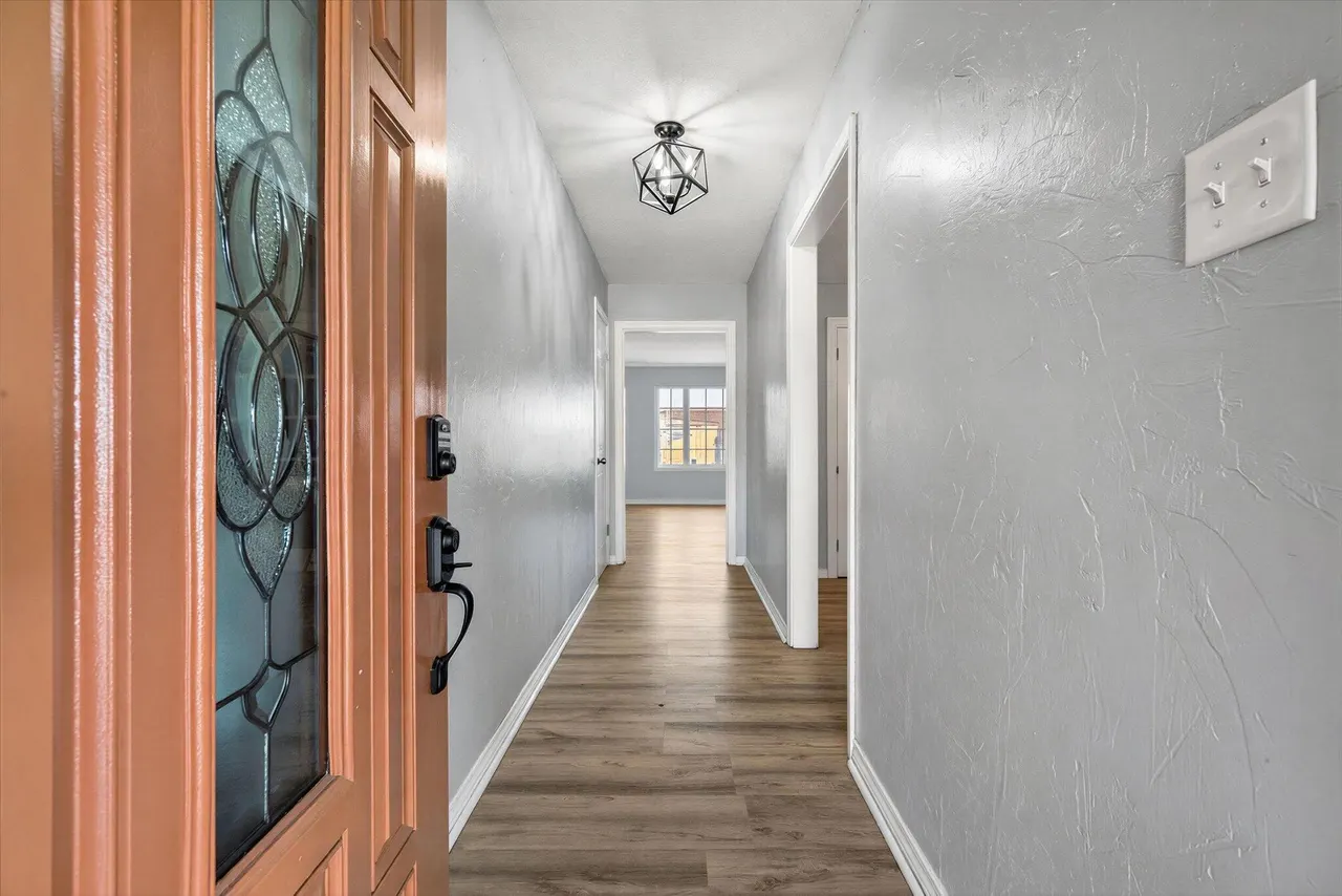 Photo 3 — 3402 68th Drive, Lubbock, TX 79413