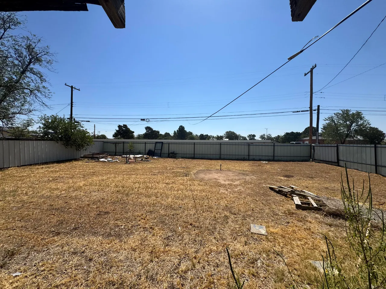 Photo 16 — 1731 Ave I, Levelland, TX 79336