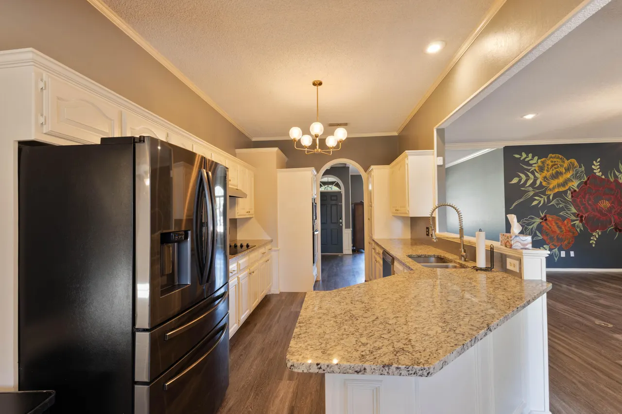 Photo 10 — 6005 78th Street, Lubbock, TX 79424