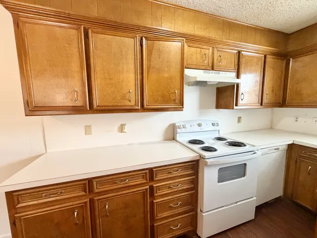 Photo 6 — 1606 28th Street, Lubbock, TX 79411
