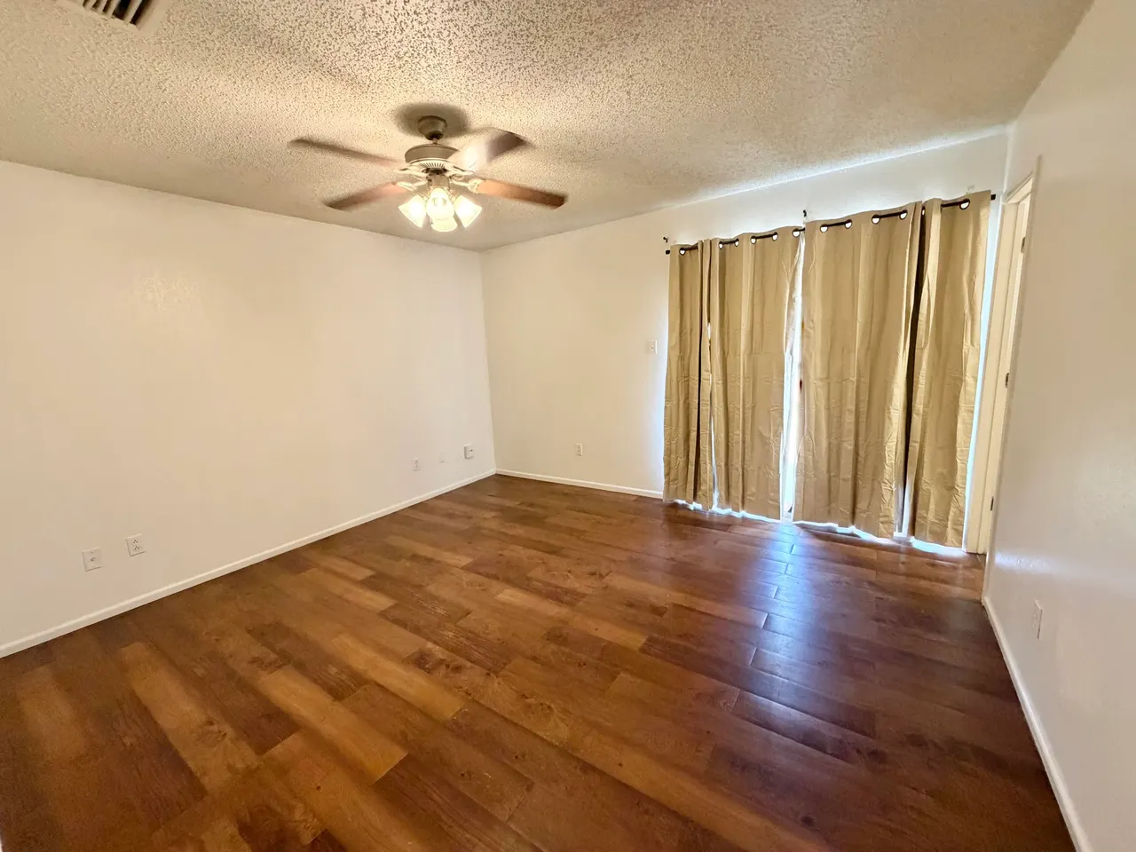 Photo 13 — 1606 28th Street, Lubbock, TX 79411