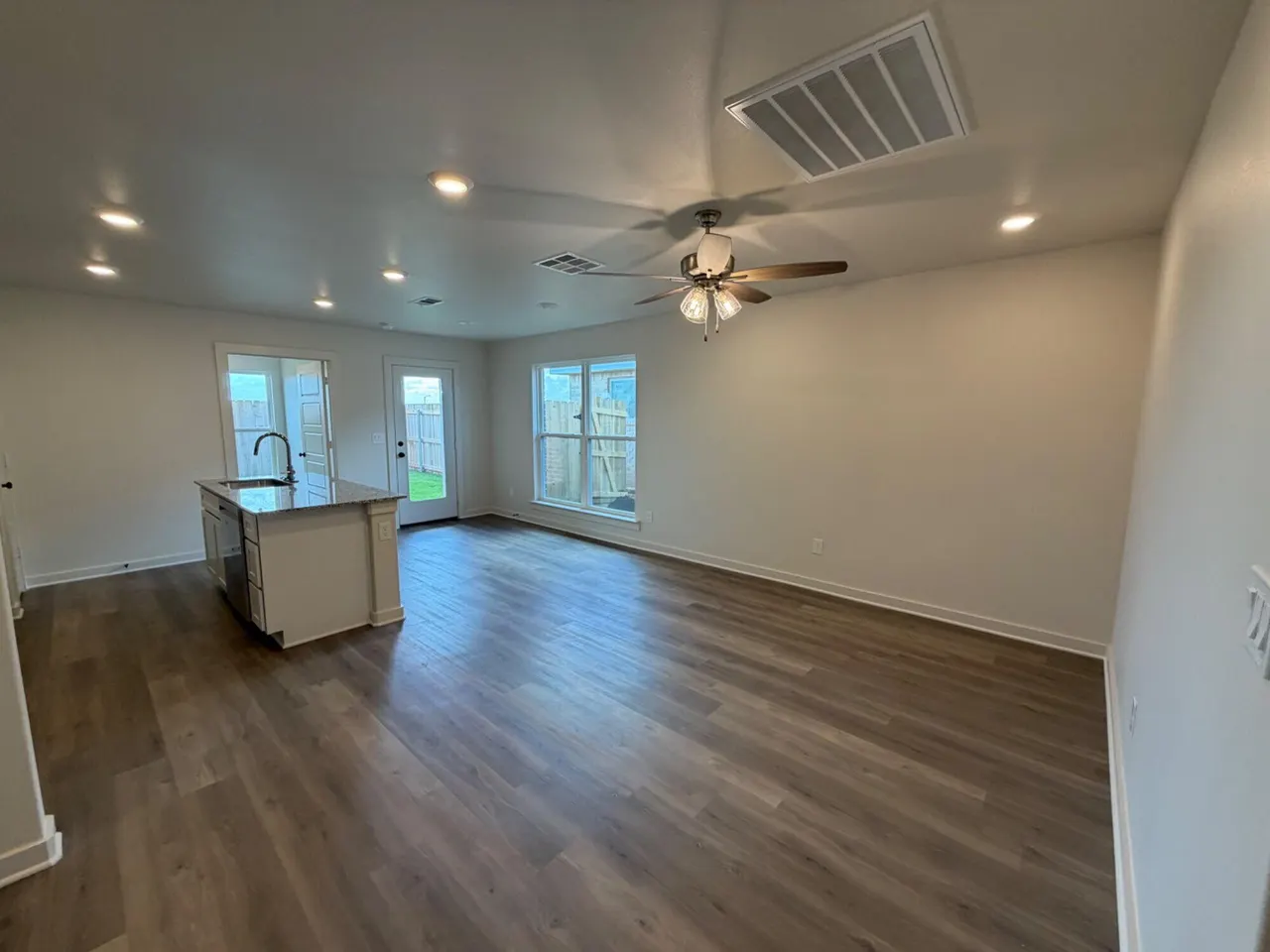 Photo 3 — 5903 154th Place, Lubbock, TX 79424
