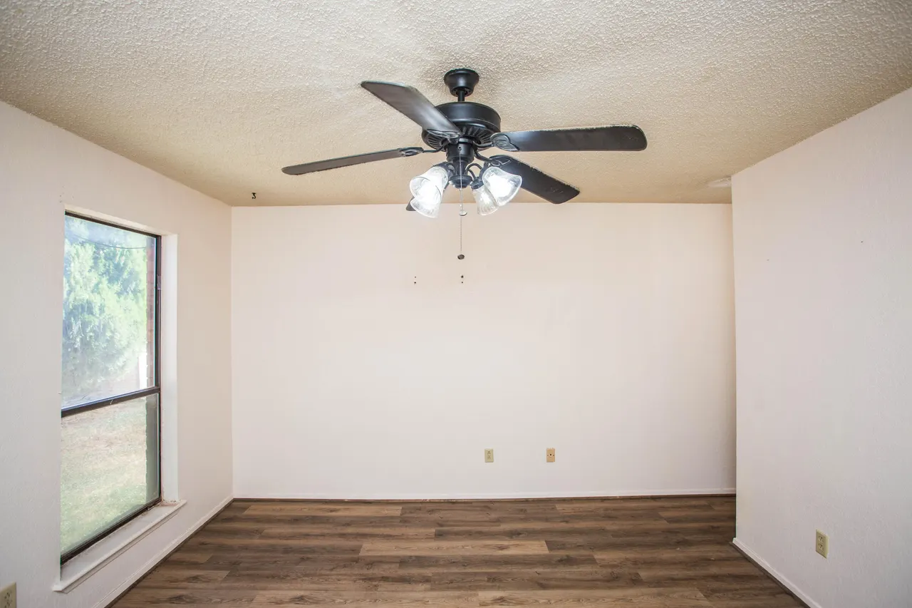 Photo 26 — 5927 10th Drive, Lubbock, TX 79416